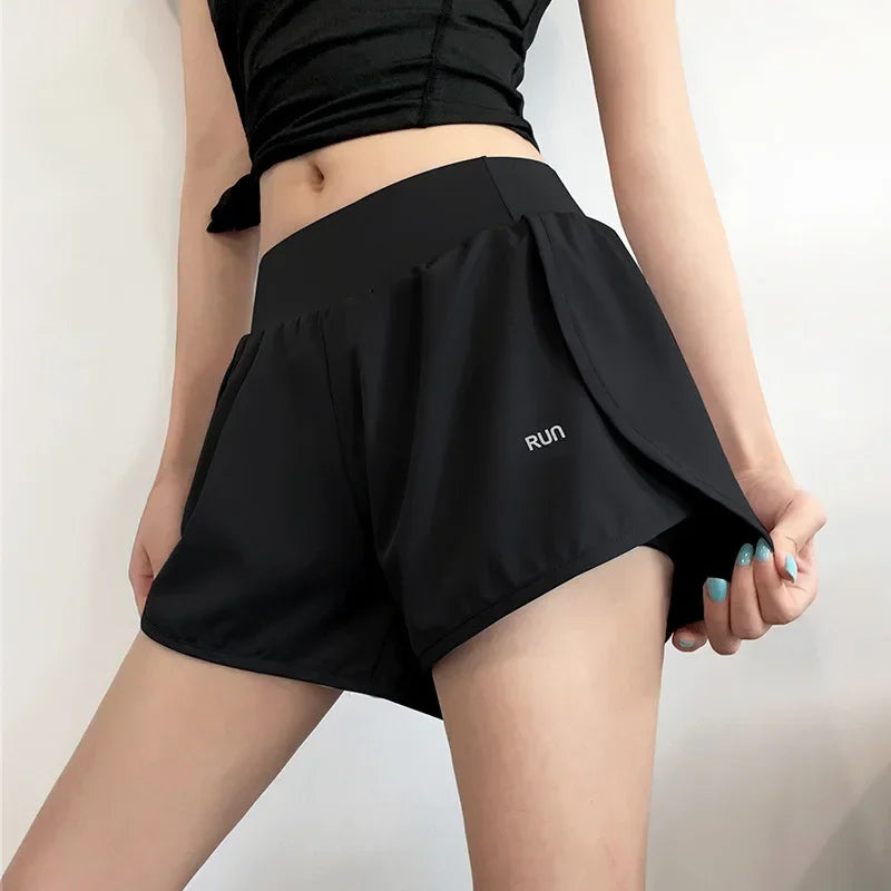 Women 2 In 1 Running Shorts With Elastic Waist Pocket